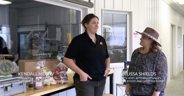 Kendall speaking with Melissa Shields from ADTV in the Swanson's Mountain View Orchard packing shed
